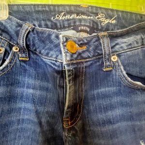 American Eagle Favorite Boyfriend Jean. Size 8